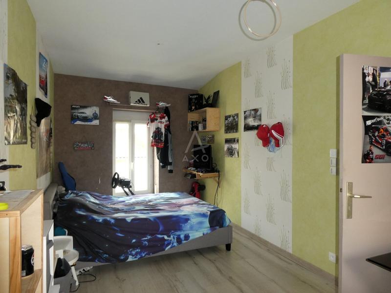 Maison - 135 m² - 6 pièces