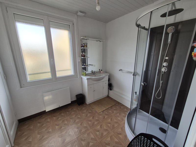 Maison - 130 m² - 8 pièces