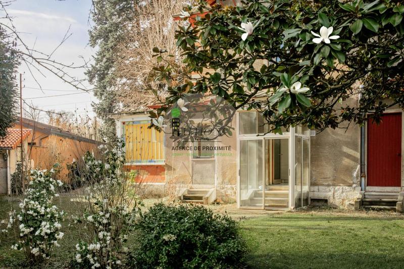 Pavillon - 150 m² - 7 pièces