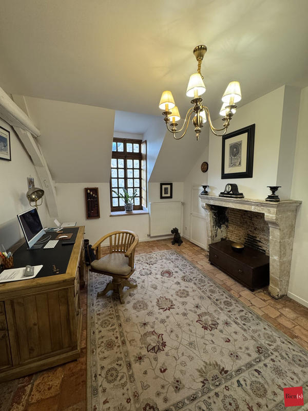 Maison ancienne - 173 m² - 7 pièces