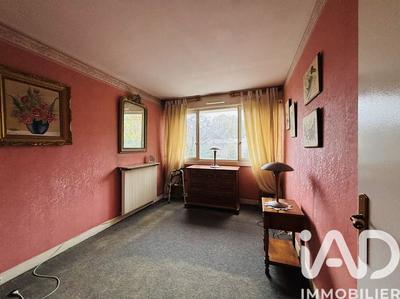 Appartement - 104 m² - 5 pièces