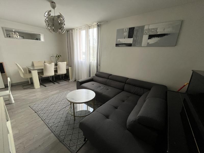 Appartement - 64 m² - 4 pièces