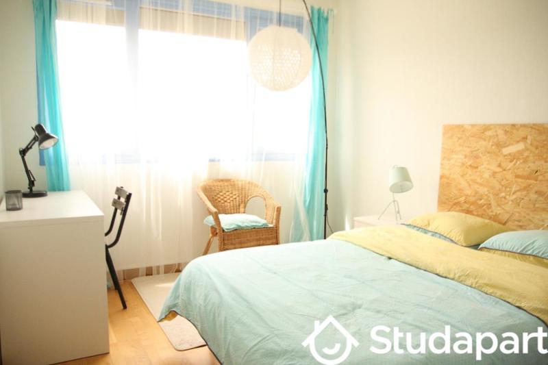 Chambre - 12 m² - 1 pièce