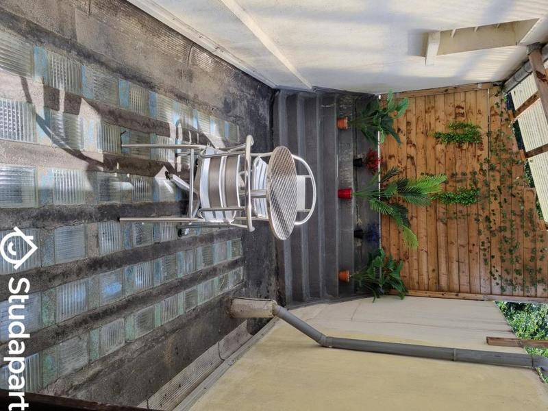 Chambre - 11 m² - 1 pièce