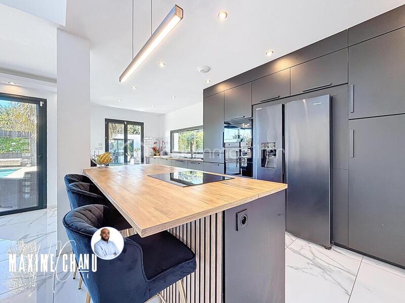 Maison - 160 m² - 6 pièces