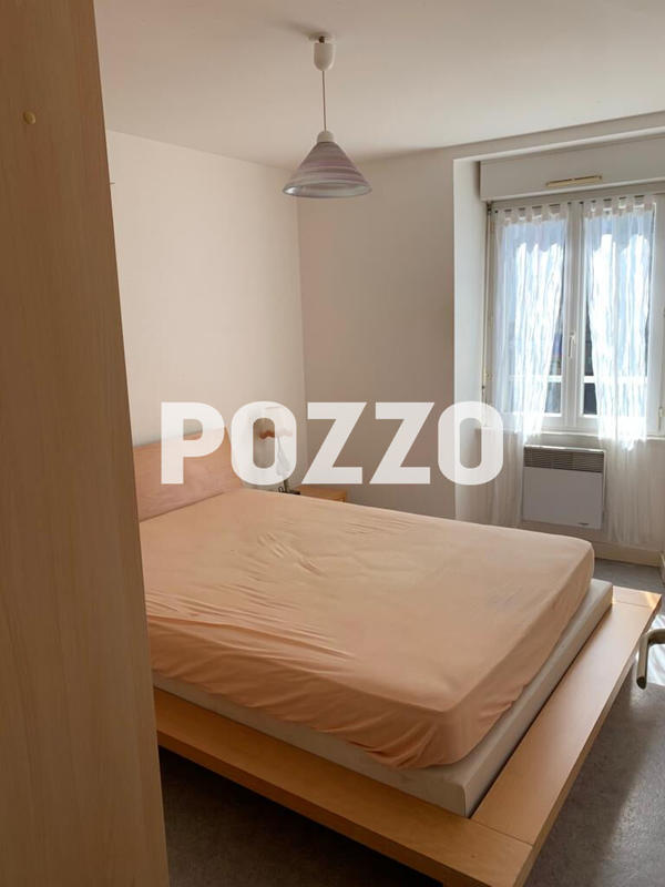 Immeuble - 150 m² - 8 pièces