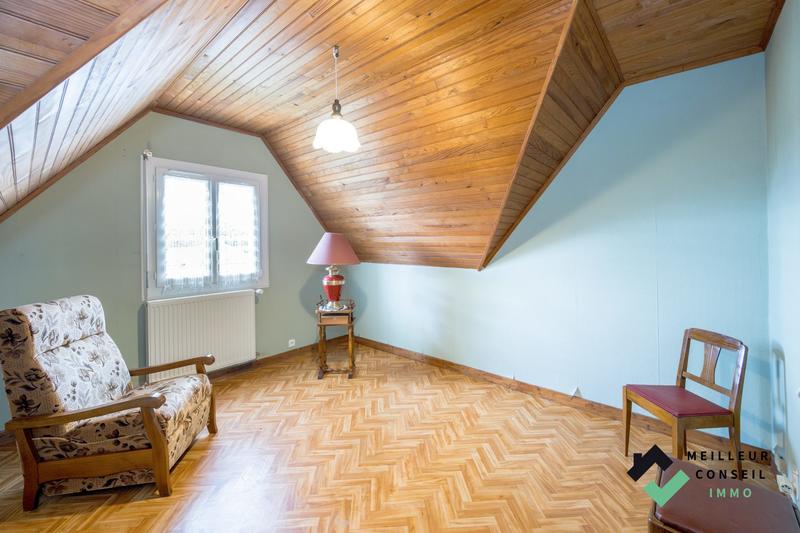 Maison traditionnelle - 109 m² - 5 pièces