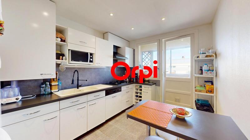 Appartement - 75 m² - 4 pièces