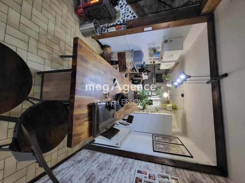 Corps de ferme - 300 m² - 8 pièces