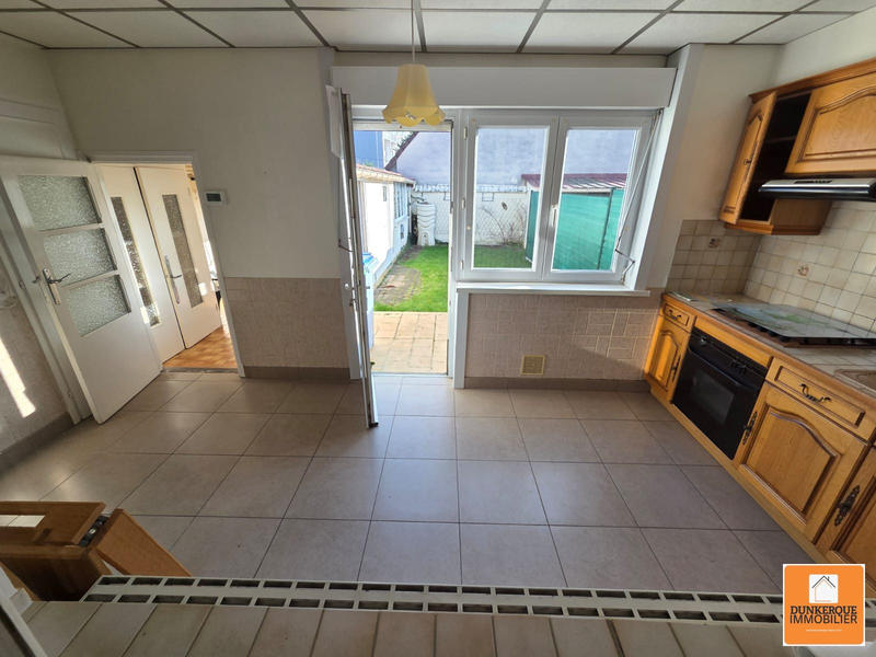 Maison - 121 m² - 3 pièces