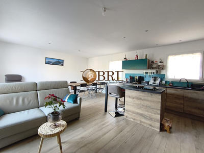 Maison - 94 m² - 4 pièces