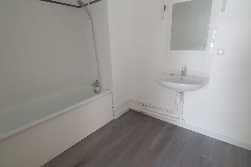 Appartement - 83 m² - 4 pièces