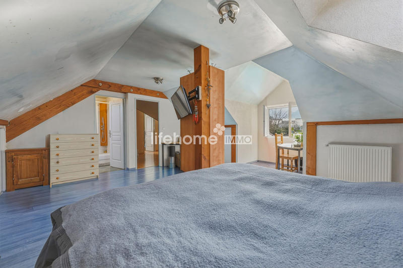 Maison - 164 m² - 8 pièces