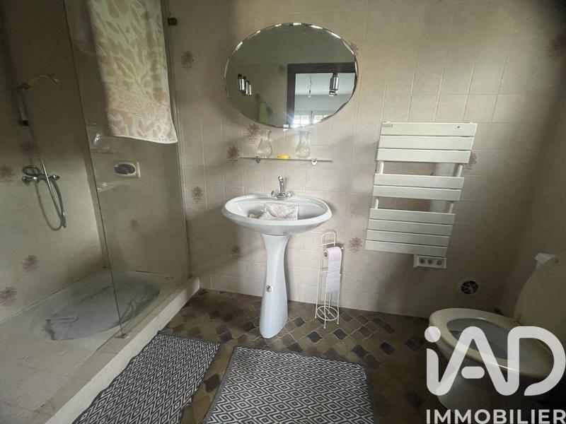 Maison - 77 m² - 9 pièces