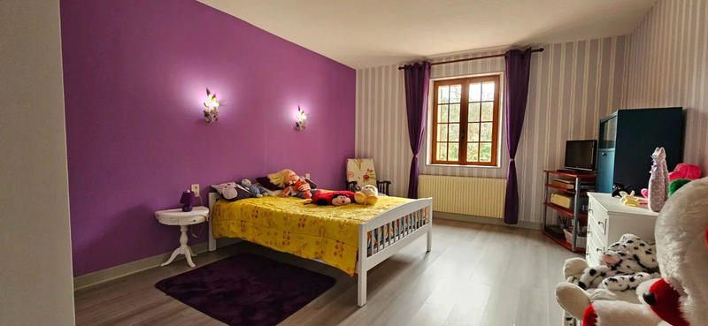 Maison - 410 m² - 11 pièces