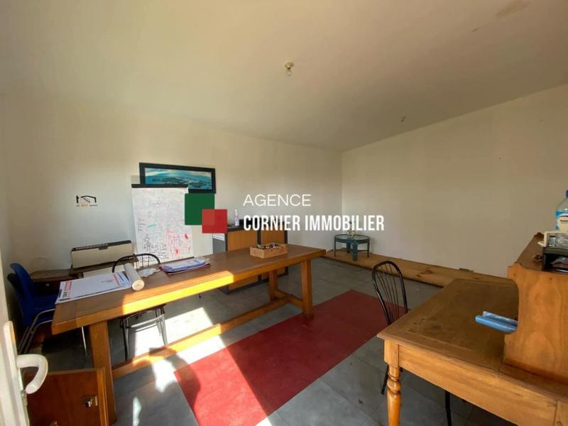 Entrepôt - 547 m² - 6 pièces