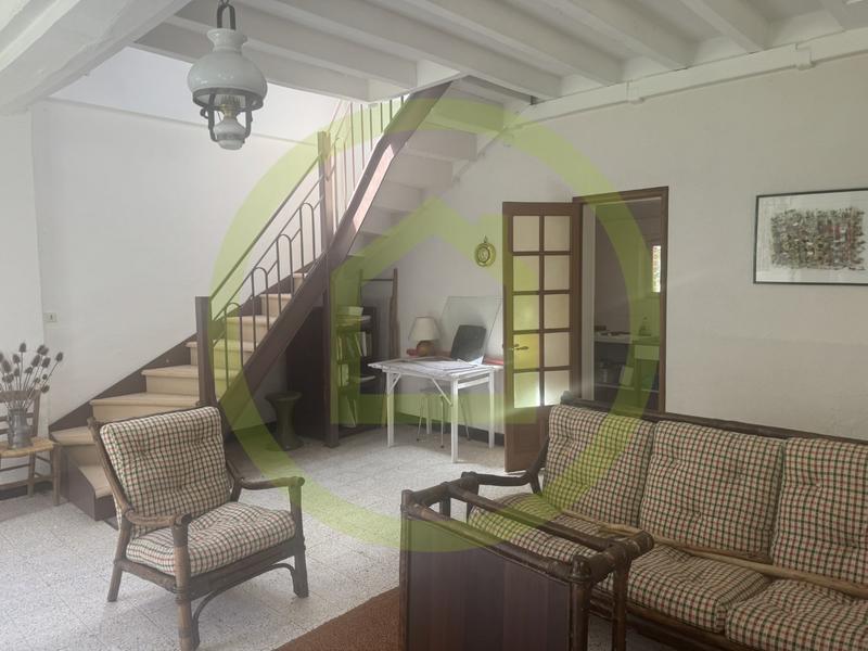 Propriété - 305 m² - 13 pièces