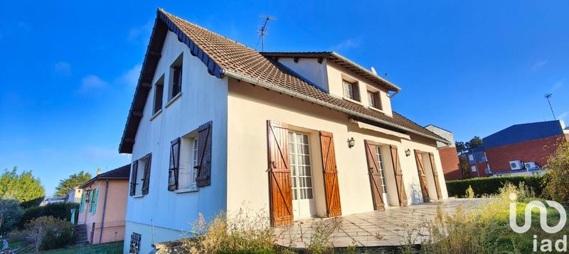 Maison - 147 m² - 8 pièces