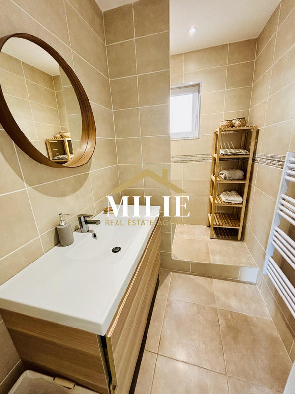 Appartement - 96 m² - 4 pièces