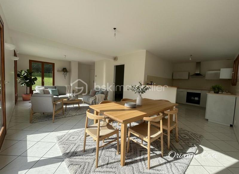 Maison traditionnelle - 115 m² - 5 pièces