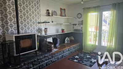 Maison - 255 m² - 10 pièces