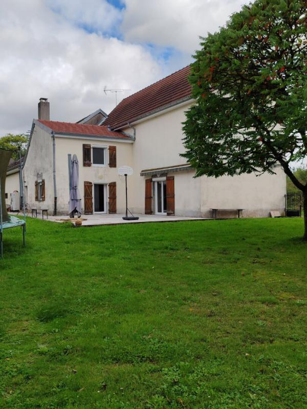 Maison - 280 m² - 6 pièces