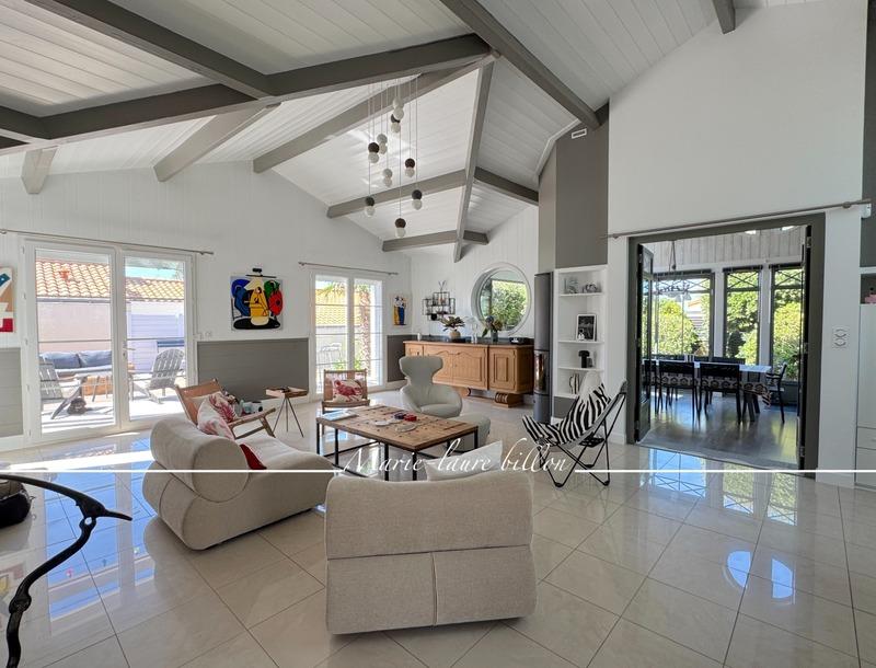 Maison - 162 m² - 5 pièces