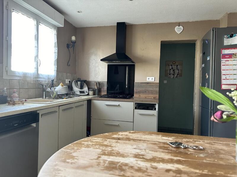 Maison - 144 m² - 8 pièces