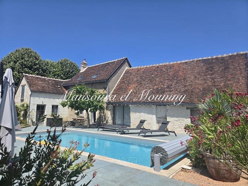 Propriété - 490 m² - 12 pièces