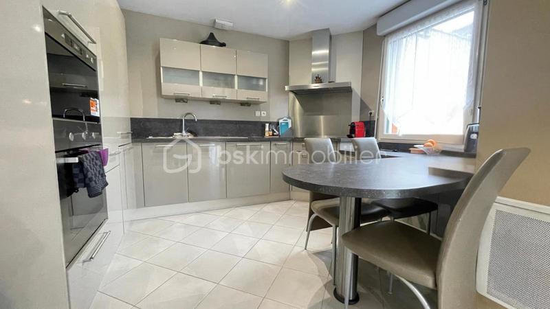 Maison - 110 m² - 5 pièces