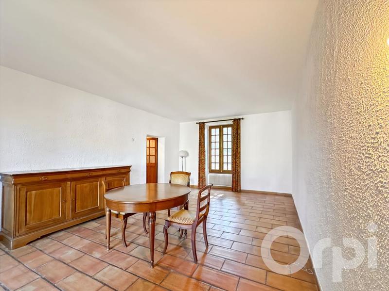 Maison - 278 m² - 7 pièces