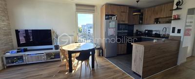 Appartement - 79 m² - 4 pièces