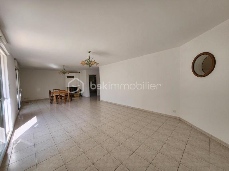 Maison traditionnelle - 155 m² - 7 pièces