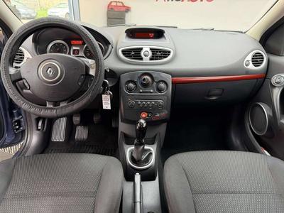 Renault Clio III 1.2i 101cv Rip Curl