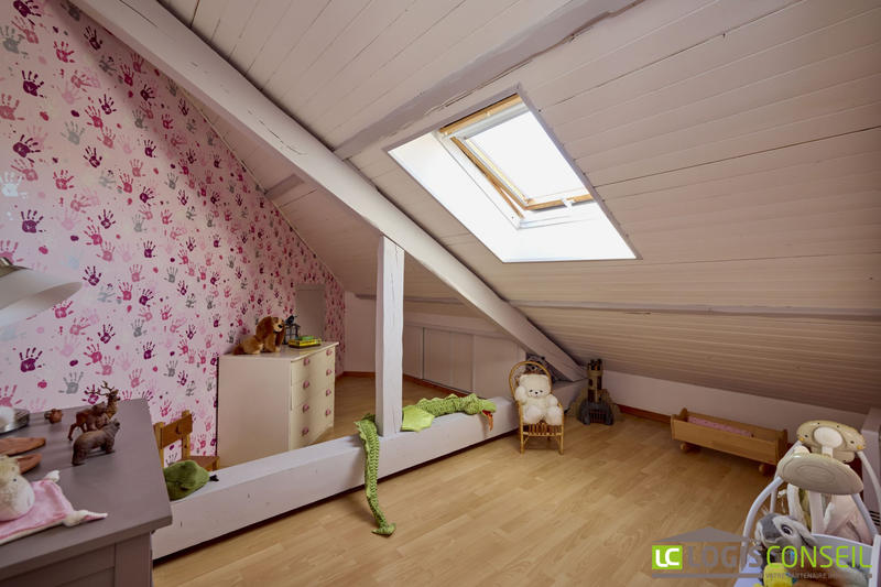 Maison - 152 m² - 8 pièces