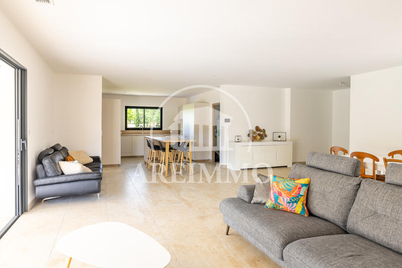 Maison - 150 m² - 5 pièces