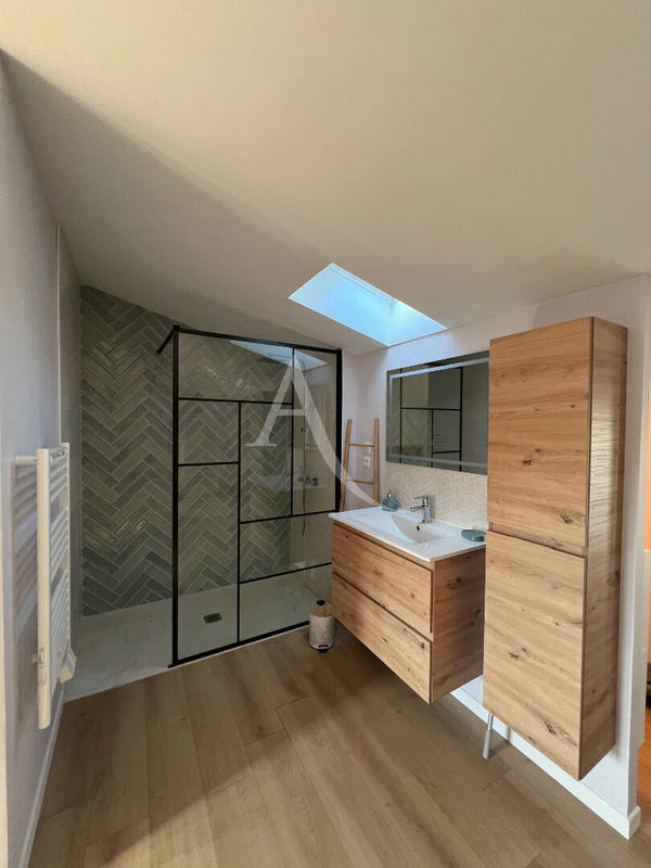 Maison - 110 m² - 3 pièces