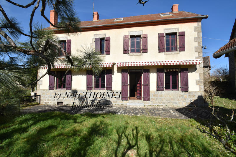 Propriété - 155 m² - 8 pièces