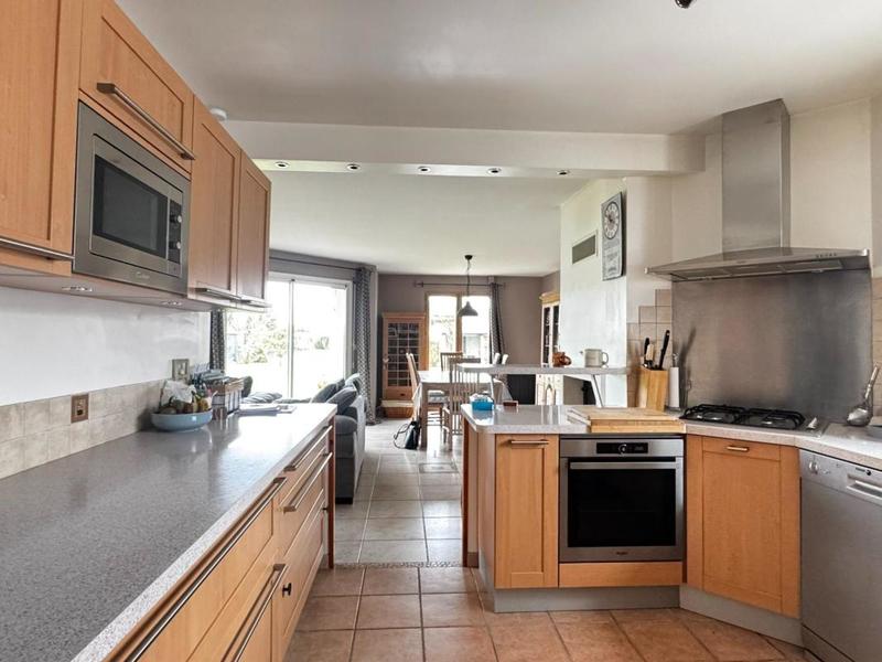 Maison traditionnelle - 100 m² - 4 pièces