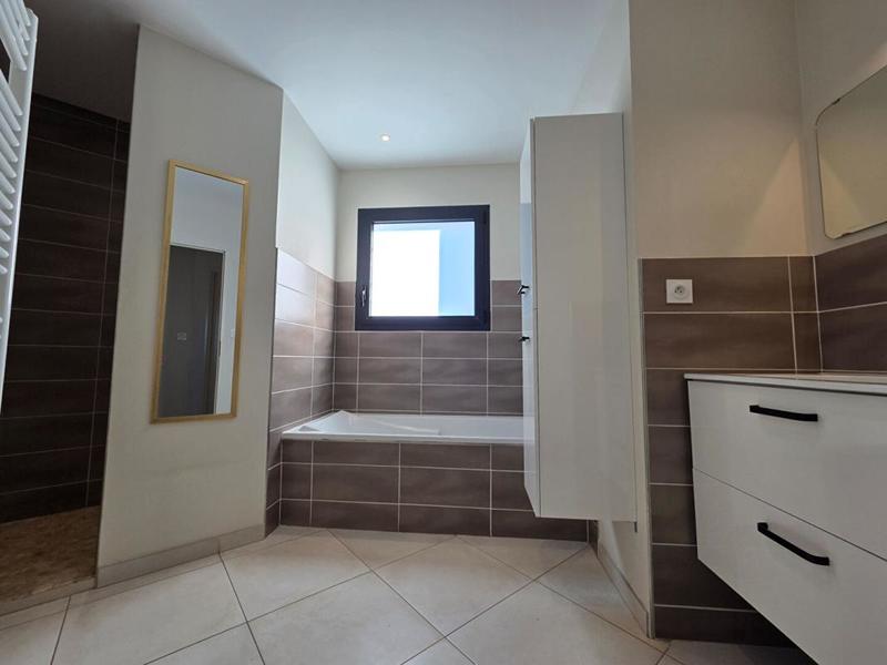 Maison - 146 m² - 5 pièces