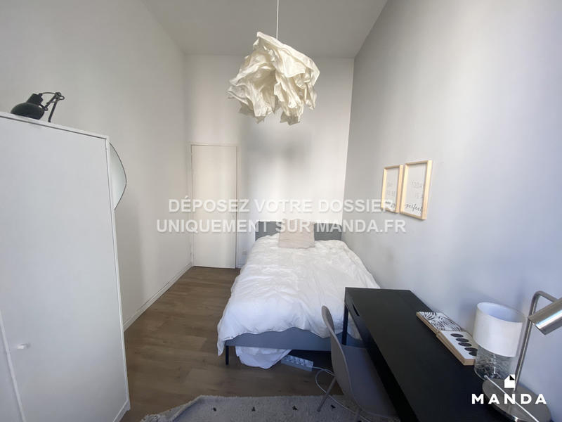 Chambre - 10 m² - 6 pièces