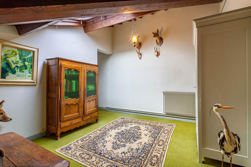 Maison - 181 m² - 7 pièces