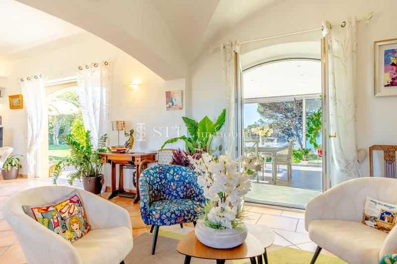 Villa - 203 m² - 7 pièces