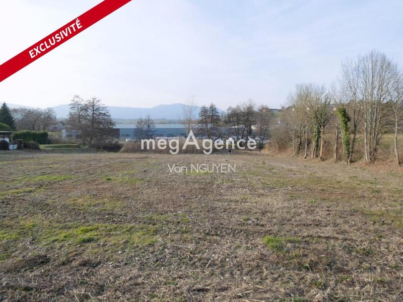 Terrain constructible - 5 047 m²