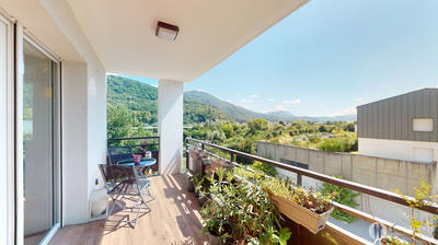 Appartement - 79 m² - 4 pièces