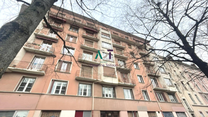 Appartement - 133 m² - 6 pièces