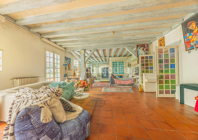 Maison - 344 m² - 7 pièces