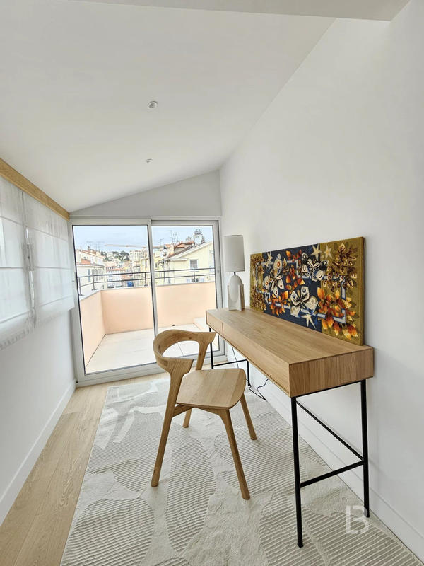 Appartement - 121 m² - 4 pièces