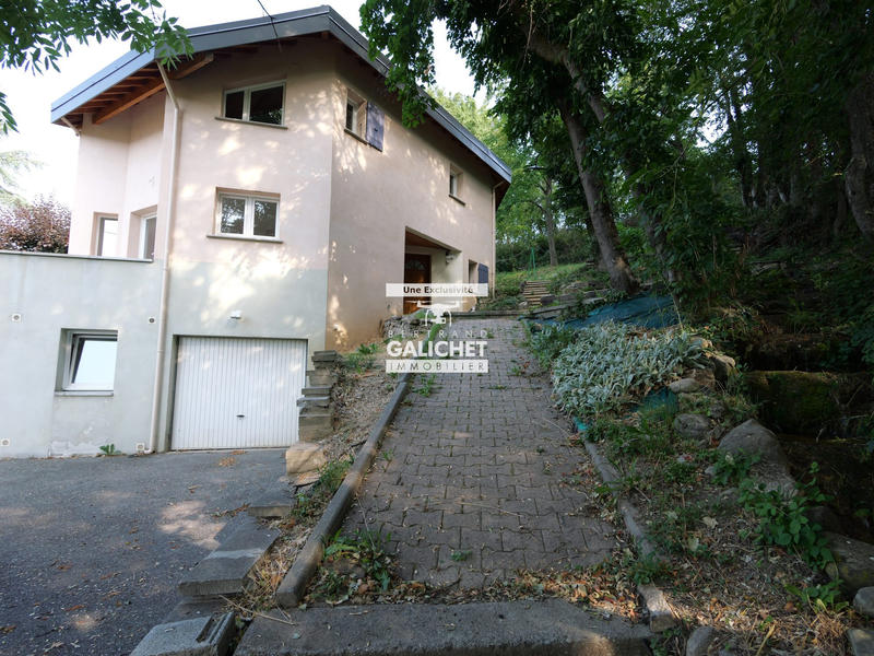 Maison - 157 m² - 6 pièces