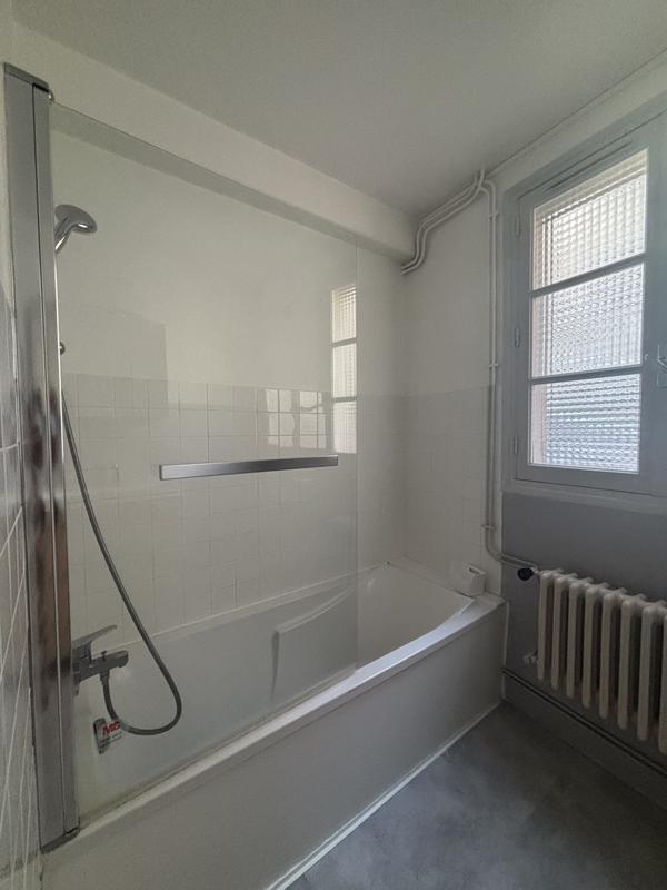 Appartement - 123 m² - 6 pièces